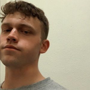 Meet your Posher, Connor